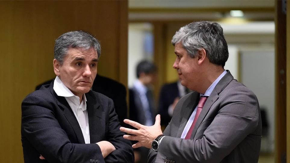 Σήμερα ο προϋπολογισμός στην Κομισιόν: Στην περικοπή συντάξεων επιμένουν οι δανειστές